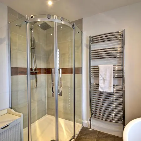 Finest Retreats - Heather Lea Holiday home *